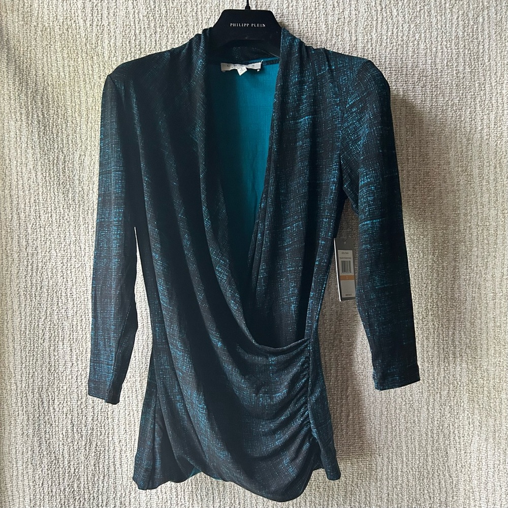 NWT Chaus Crossover Patterned Top